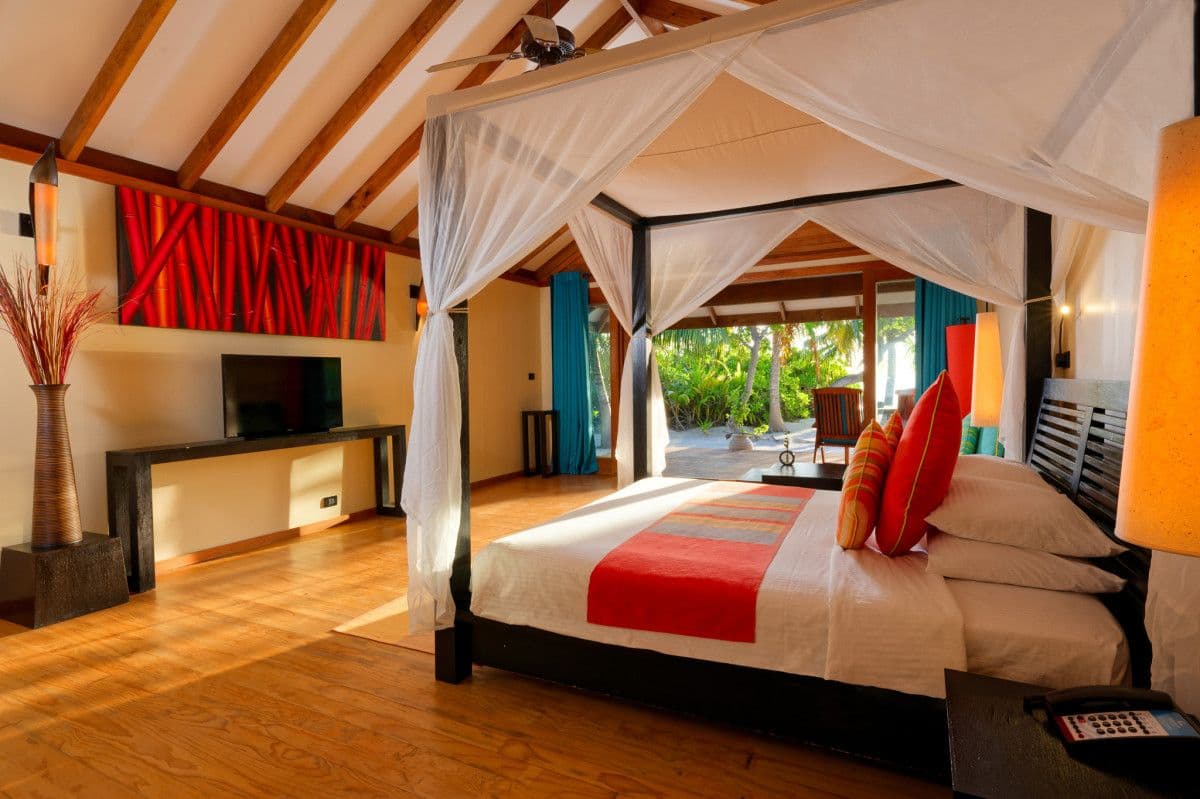 Reethi Faru Resort