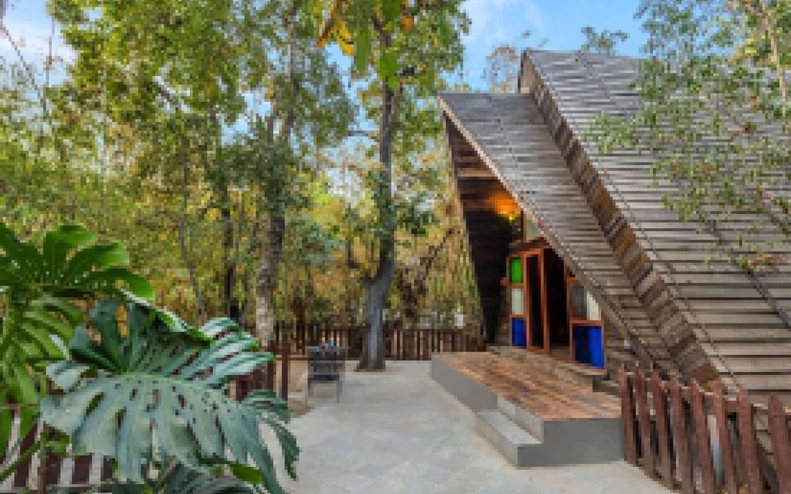 Sterling Padam Pench photo 3