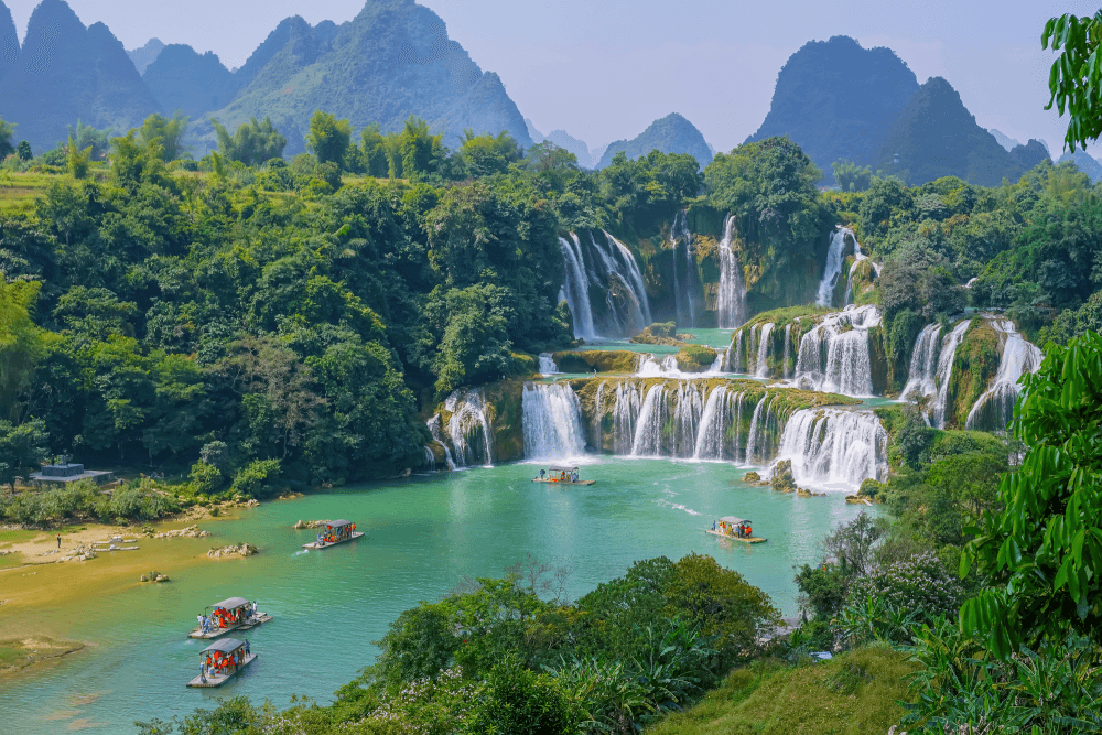 Hanoi & Halong Bay Explorer, Vietnam